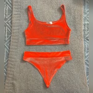 Laina Rauma Velour Leisure Two Piece Set size L in Orange